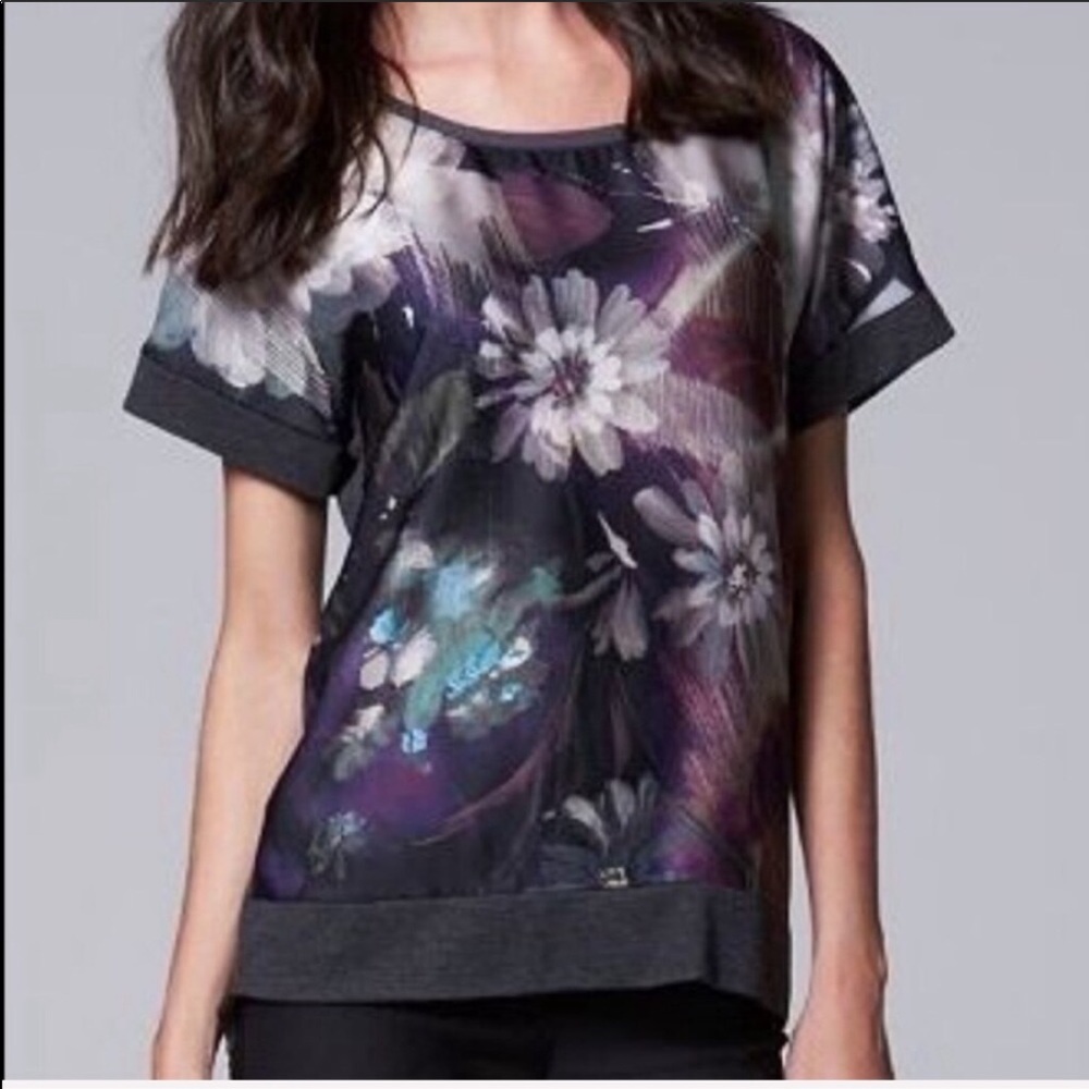 Simply Vera Wang asymmetrical floral top